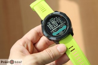 Вид защитного силиконового чехла на часах Garmin Fenix 6X