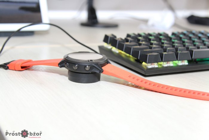 USB кабель с площадкой на столе - зарядка часов Garmin Fenix 6X Pro Solar