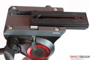 Площадка в открытом состоянии монопода Manfrotto MVM500A