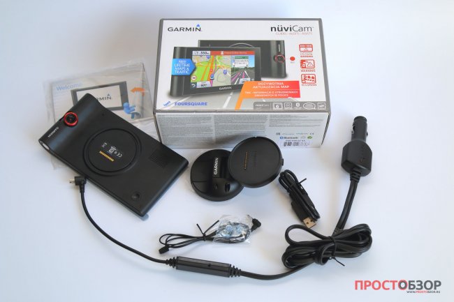 Комплектация Содержимого коробки GPS авто-регистратора Garmin NuviCam Комплектация Содержимого коробки GPS авто-регистратора Garmin NuviCam