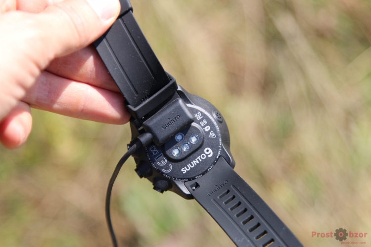 usb-cable-suunto9-connect usb-cable-suunto9-connect