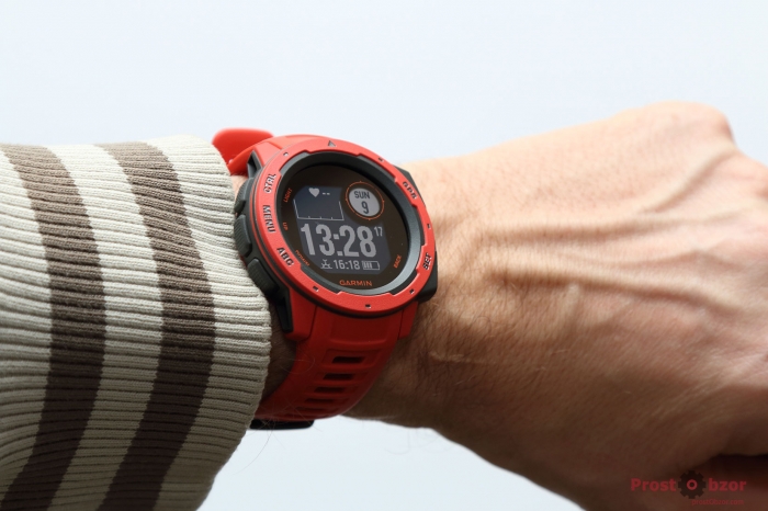 Надписи на безеле в часах Garmin Instinct Надписи на безеле в часах Garmin Instinct