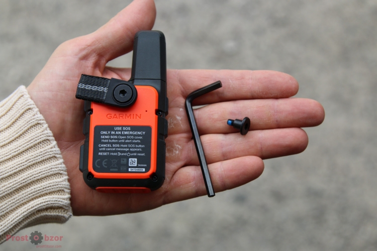 Ключ для зажима болтов в InReach MINI Ключ для зажима болтов в InReach MINI