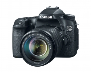 камера Canon EOS 70D 18-135 IS USM