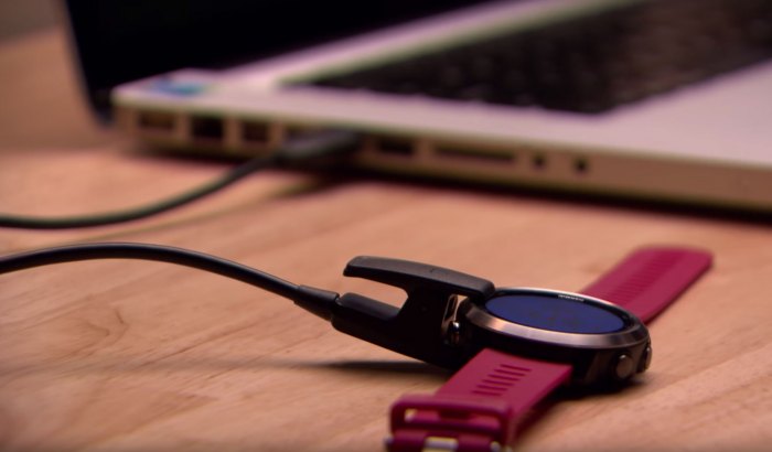 Зарядка для часов Garmin Forerunner 645