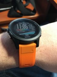 Циферблат ActiFace в часах Garmin Forerunner 935