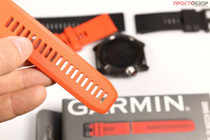 Силиконовый ремешок Garmin Flame Red Silicone для Fenix 5X - размер 26мм