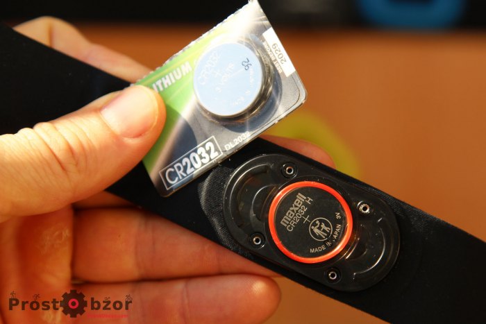 Замена батарейки Garmin HRM-Pro - CR 2032