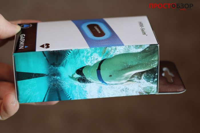 боковая часть коробки кардио-монитора для плавания Garmin HRM Swim