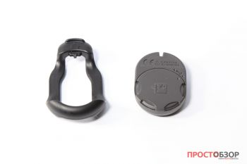 Вид сверху: Корпус и фиксирующая скоба датчика температуры Garmin Tempe