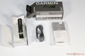 Распаковка трекера активности Garmin Vivosport
