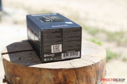 Распаковка коробки Garmin Vivoactive HR - верх