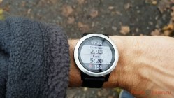 Бег с  часами Garmin Vivoactive 3