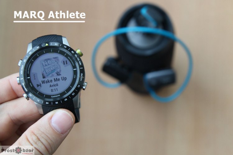MARQ Athlete с музыкальным Bluetooth плеером на дисплее