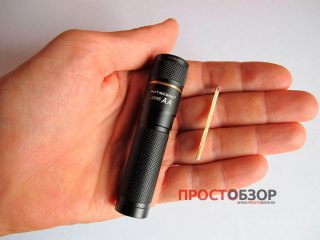 Сравнительные размеры фонарика Nitecore SENS AA